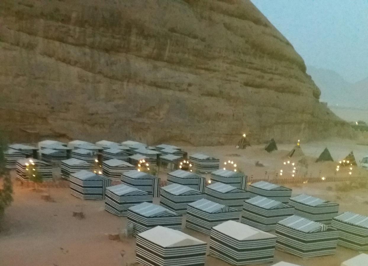 Rum Oasis Camp Wadi Rum Exterior photo